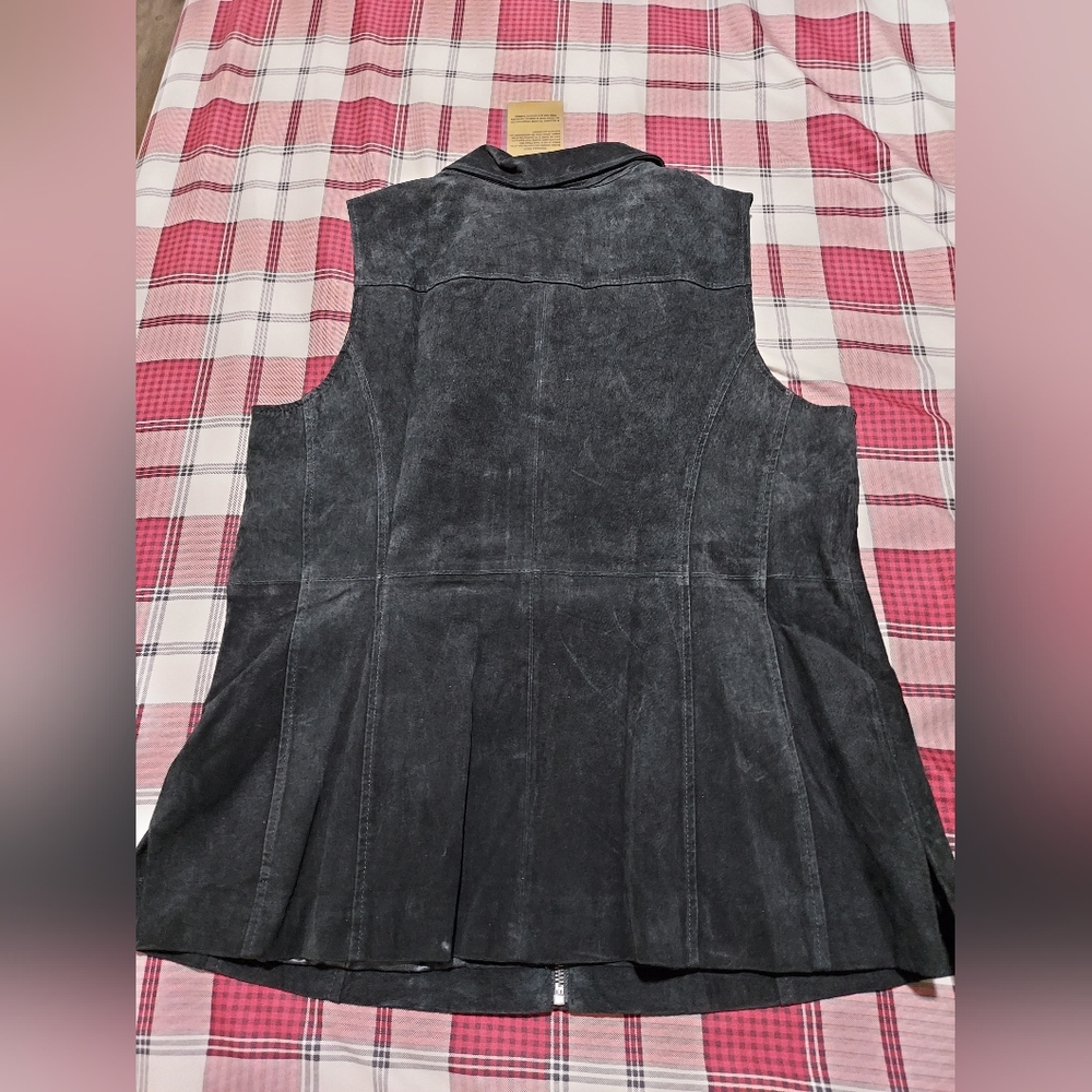NWT Women's Dennis basso 100% Leather Sleeveless Vest, Black - Picture 10 of 10